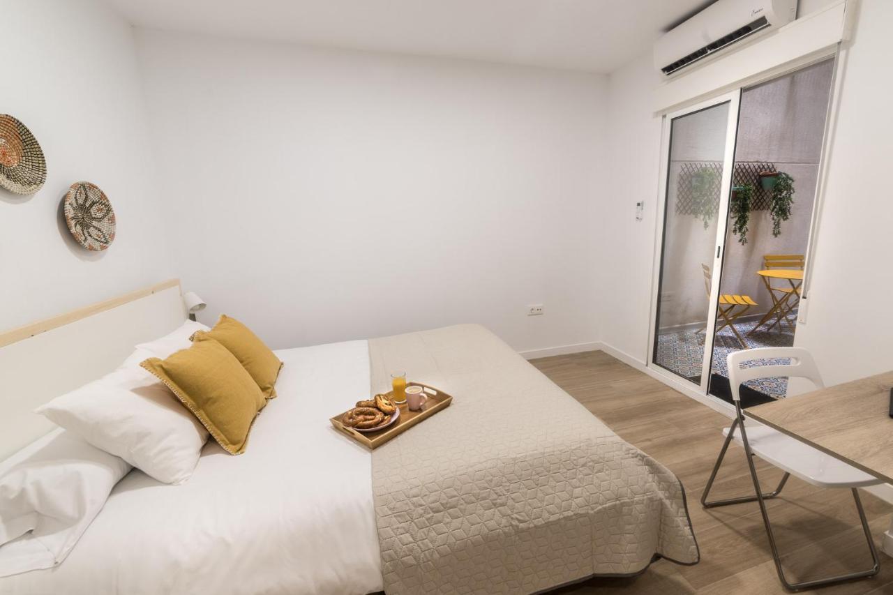 Moonkey - Apto. Albéniz, Con Acogedor Patio Appartement *