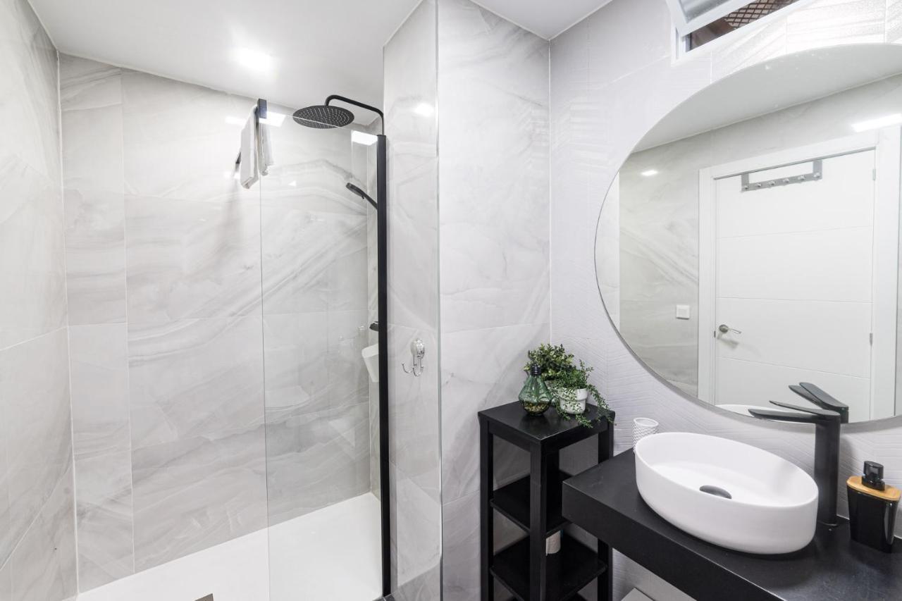 Appartement Moonkey - Apto. Albéniz, Con Acogedor Patio