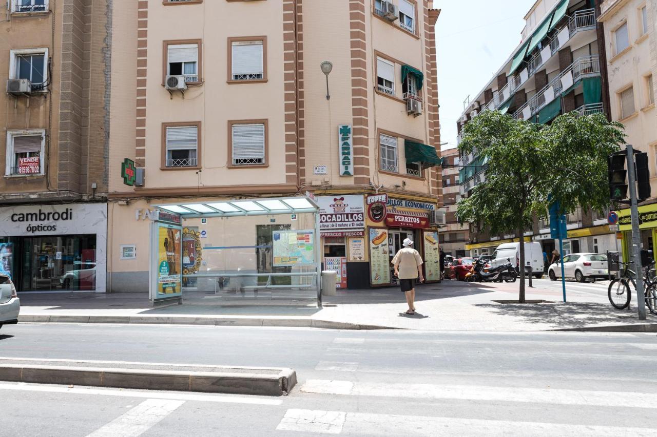 Moonkey - Apto. Albéniz, Con Acogedor Patio Appartement